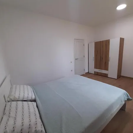 Ray Seaview Guest House. уютный домик в варне Hébergement de vacances